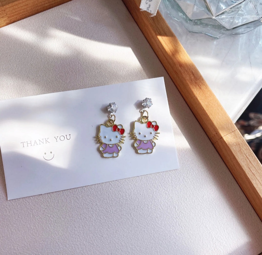 Cute hello kitty earrings