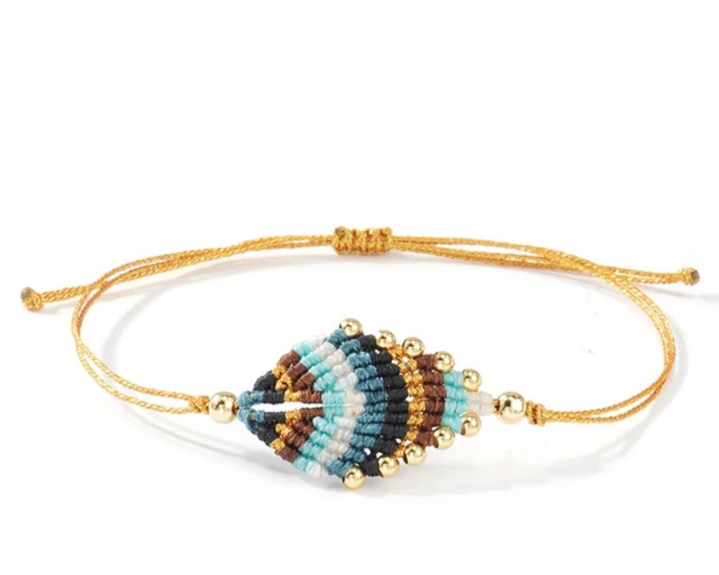 Boho macrame handmade bracelet