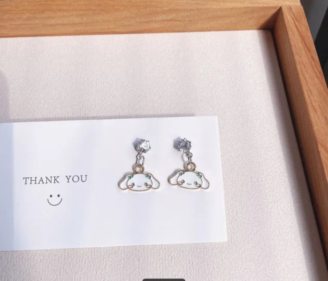 Cute hello kitty earrings