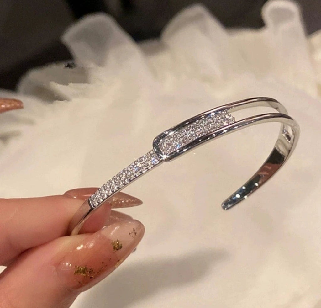 Sterling Silver open-ended bracelet