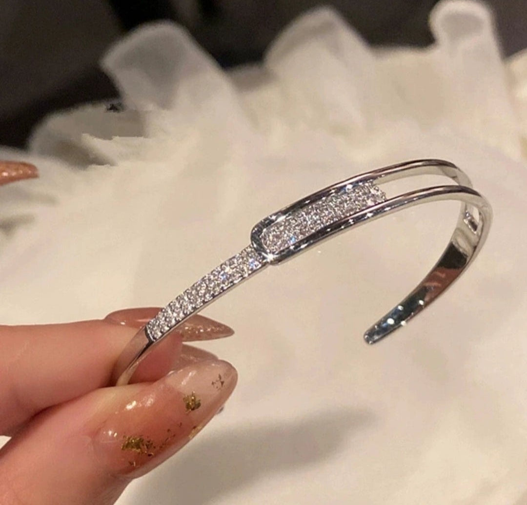 Sterling Silver open-ended bracelet