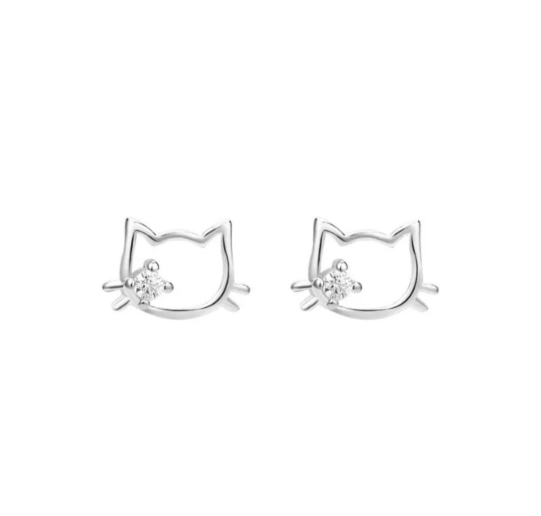 Cute hello kitty studs
